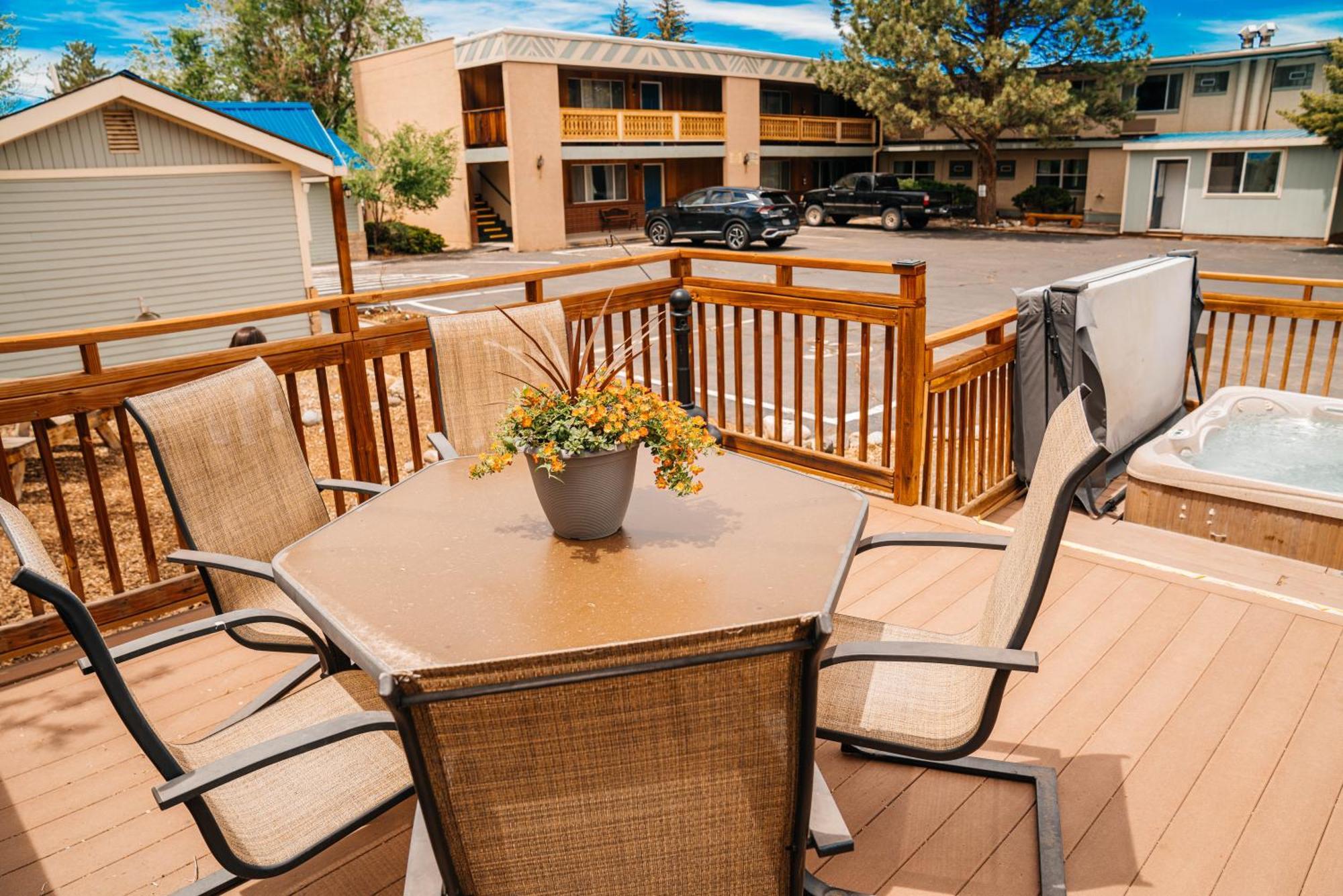 Salida Inn & Monarch Suites Экстерьер фото